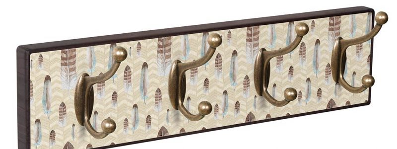 kapstok wand feather | walnoot hout met 4 dubbele metalen haken 9318NV32 walnut wood feather