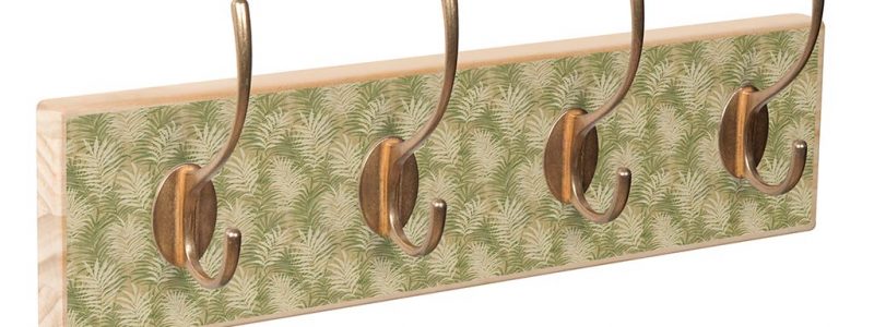 9347PN78-natural-wood-green-leafs