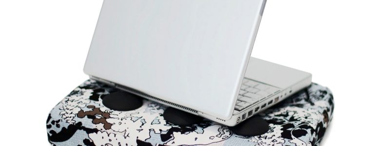 Bosign laptop kussen Surfpillow Botany - bruin, blauw, wit, zwart
