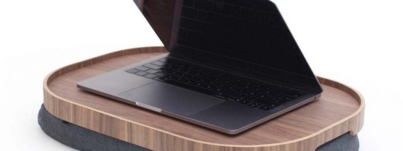 Curveline laptray large walnoot S&P impressie laptop