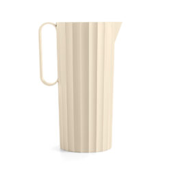 Kunststof schenkkan / waterkan - Hydria - beige - 6 x 11 x H 24 cm - 700 ml